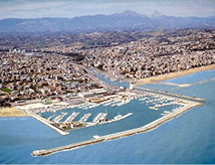 Marina di Pescara
insabbiato l'accesso