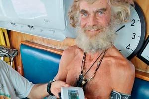 Alla deriva in Pacifico
per 3 mesi: salvato