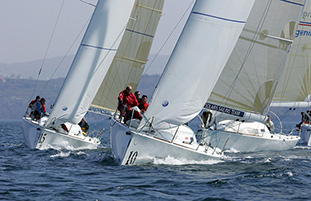“Christmas J24 Match Race”
uno contro uno a Trieste