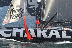 Alla Vendée-Arctique
vince Jérémie Beyou