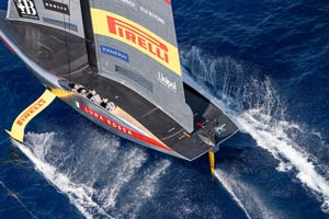 Louis Vuitton Cup:
Spithill non ci sta
