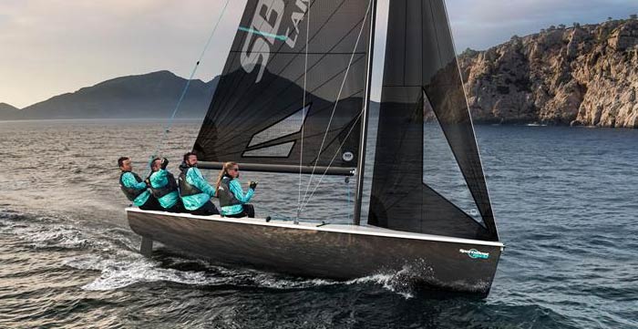 Carbonio: leggero e tosto