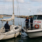 Bandiere estere, il MIT corregge il tiro