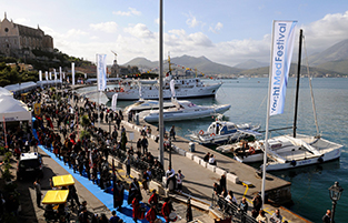 "Yacht Med Festival"
spazio all'economia del mare
