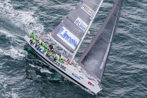 Stelle della vela alla
Barcolana per Emergency
