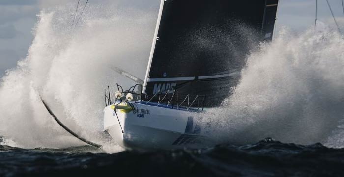 D&eacute;fi Azimut, corsa contro il tempo
