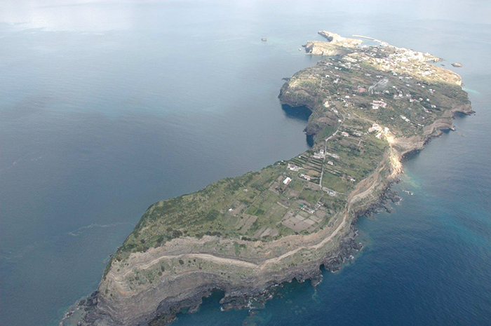 Ventotene tassa le barche