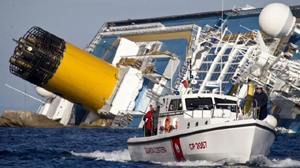 Ordinanza della Capitaneria:
alla larga dalla Concordia