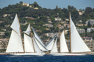 Il fascino degli schooner
alla "Capri Classica"