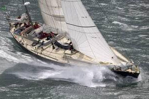 Il Pen Duick VI in gara
alla Ocean Globe Race