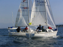 Sfida di match race
nel golfo di Napoli