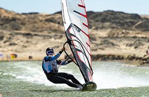 Record velocità a vela
Heidi Ulrich supera i 47 nodi