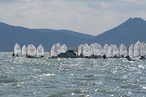 Zucchero e vela
sulle sponde del Trasimeno