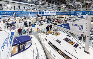 Il  Boot di Düsseldorf
alza bandiera bianca