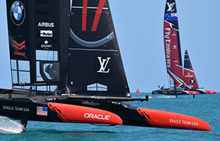 "America's Cup": ricomincia
la sfida Oracle - New Zealand