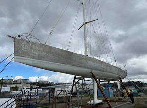 All'asta Adrien, lo storico 
sloop di Van Den Heede