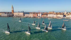 Nastro rosa veloce
partito il giro d'Italia
