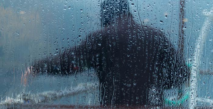 Veleggiare sotto la pioggia