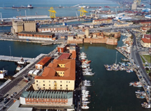 Cacciati i club velici 
dal porto di Livorno