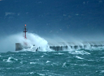 A Trieste la Bora
ha soffiato a 80 nodi
