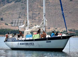 Adriatico: mare
di schiume e plastica