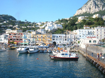 Capri: frana
sullo Yacht Club