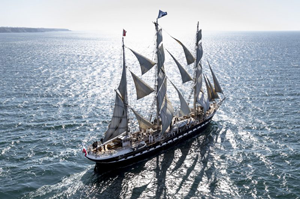 Il brigantino Belem
torna in cantiere

