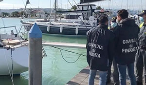 Bandiera estera irregolare
21 armatori sanzionati