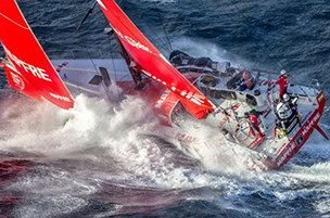Volvo Ocean Race: a Newport
Team Mapfre primo in volata