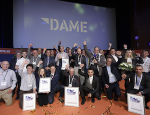 Dame Awards. Vince 
il salvagente telecomandato