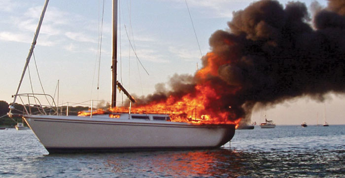 Fiamme, il terrore dei marinai