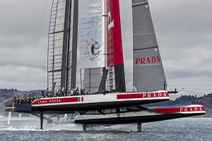 Il Team Luna Rossa
esce dalla Coppa America
