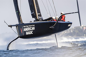 America's Cup: DutchSail
alza bandiera bianca