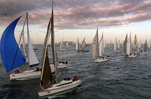 Altura in Adriatico
parte la Brindisi-Corfù