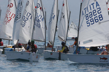XXV Trofeo Accademia
2500 velisti
in mare!