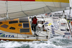 Vendée Globe: flotta compatta verso l'equatore
